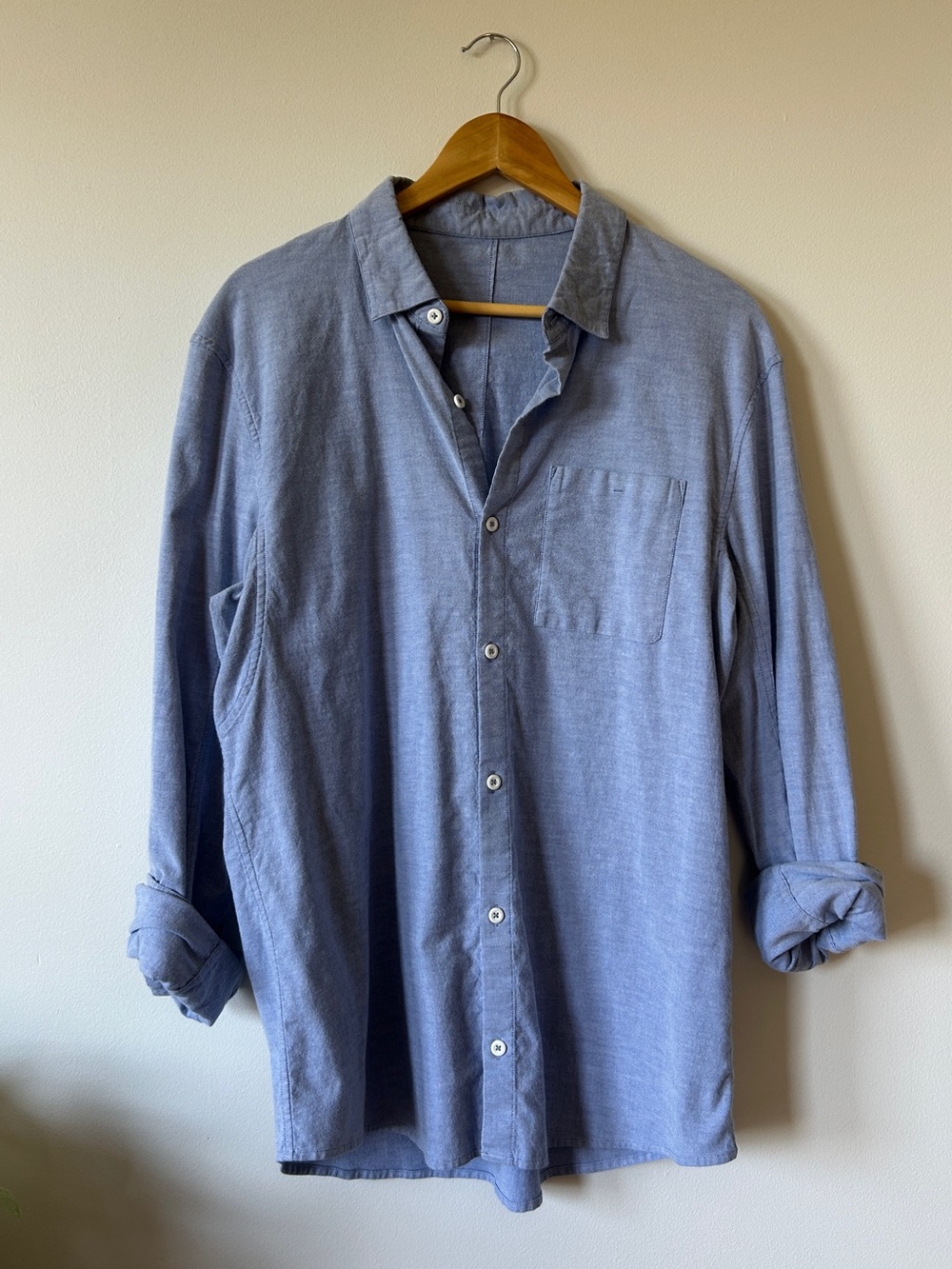 Lululemon Men's Casual Light Blue Button-Down Shirt with Chest Pocket